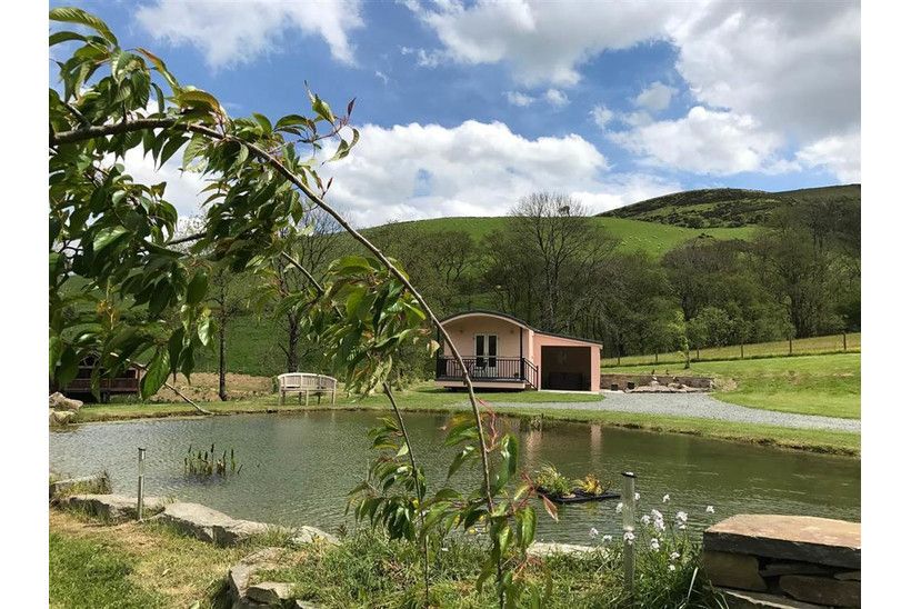 Brecon Beacons Holiday Cottages & Glamping